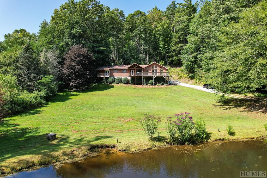 Shortoff Rd, Highlands, NC 28741