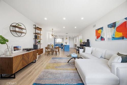 301-215 W Palm Ave, El Segundo, CA, 90245-2265 | Card Image