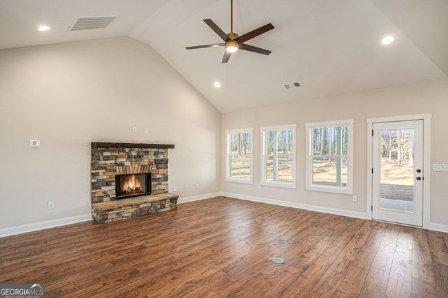 240 Murphey Ave, House other with 4 bedrooms, 4 bathrooms and 2 parking in BARNESVILLE GA | Image 5