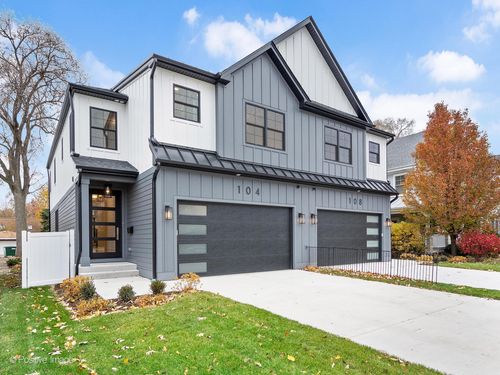 104 N Evergreen Ave, Elmhurst, IL, 60126-2611 | Card Image