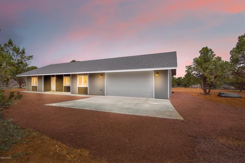 7668 Daisy Dr, Williams, AZ, 86046 | Card Image