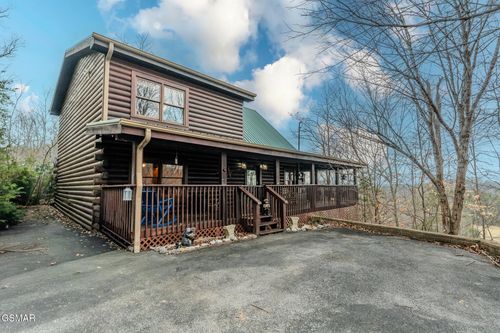 1038 Willard Way, Sevierville, TN, 37876-1382 | Card Image