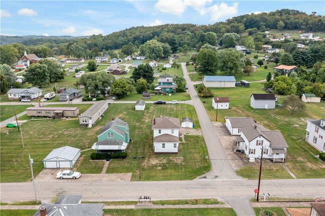 152 Pine St, House other with 4 bedrooms, 2 bathrooms and null parking in Jefferson PA | Image 29