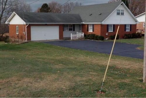 561 Buena Vista Rd, South Vienna, OH, 45369-8765 | Card Image