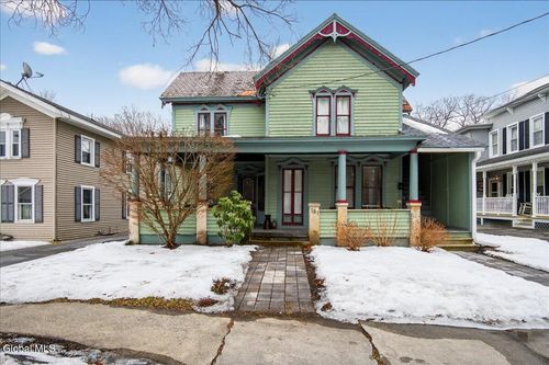 181 South St, Ballston Spa, NY, 12020-1054 | Card Image