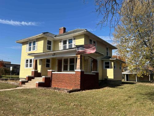 922 W Monroe St, Decatur, IN, 46733-1527 | Card Image