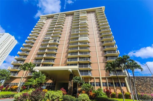 apt-312-98-450 Koauka Loop, Aiea, HI, 96701-4519 | Card Image