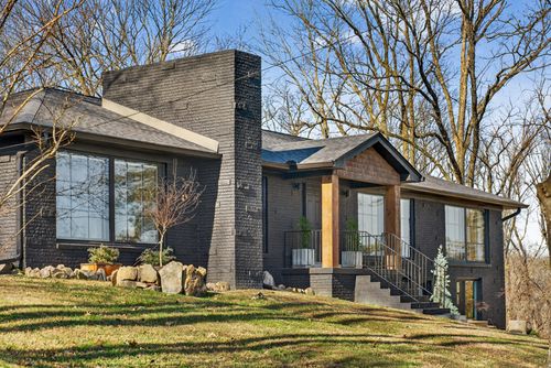 215 Engel Ave, Goodlettsville, TN, 37072-1318 | Card Image