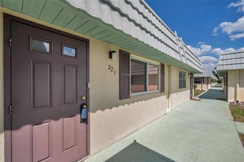 apt-221-1801 Bedford Ter, Sun City Center, FL, 33573-6034 | Card Image