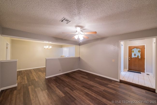 9511 S 190 Th East Ave, House other with 3 bedrooms, 2 bathrooms and null parking in Broken Arrow OK | Image 13