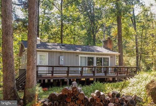 18060 Sundance Forest Rd, Broadway, VA, 22815-3951 | Card Image