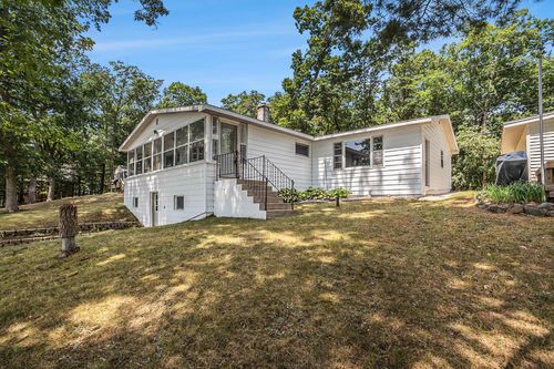 193 S Emerson Dr, Branch, MI, 49402-9690 | Card Image