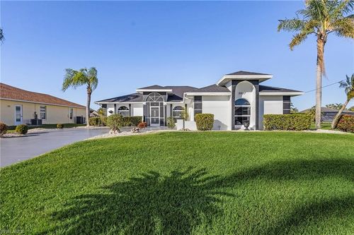 2027 Se 21st St, CAPE CORAL, FL, 33990-4755 | Card Image