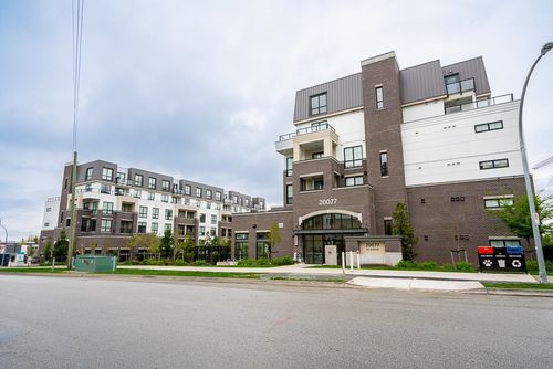 501-20077 84 Ave, Langley, BC, V2Y3X7 | Card Image
