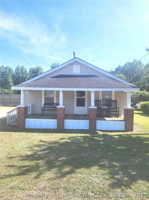 2013 W 5th St, Lumberton, NC, 28358-5452 | Card Image