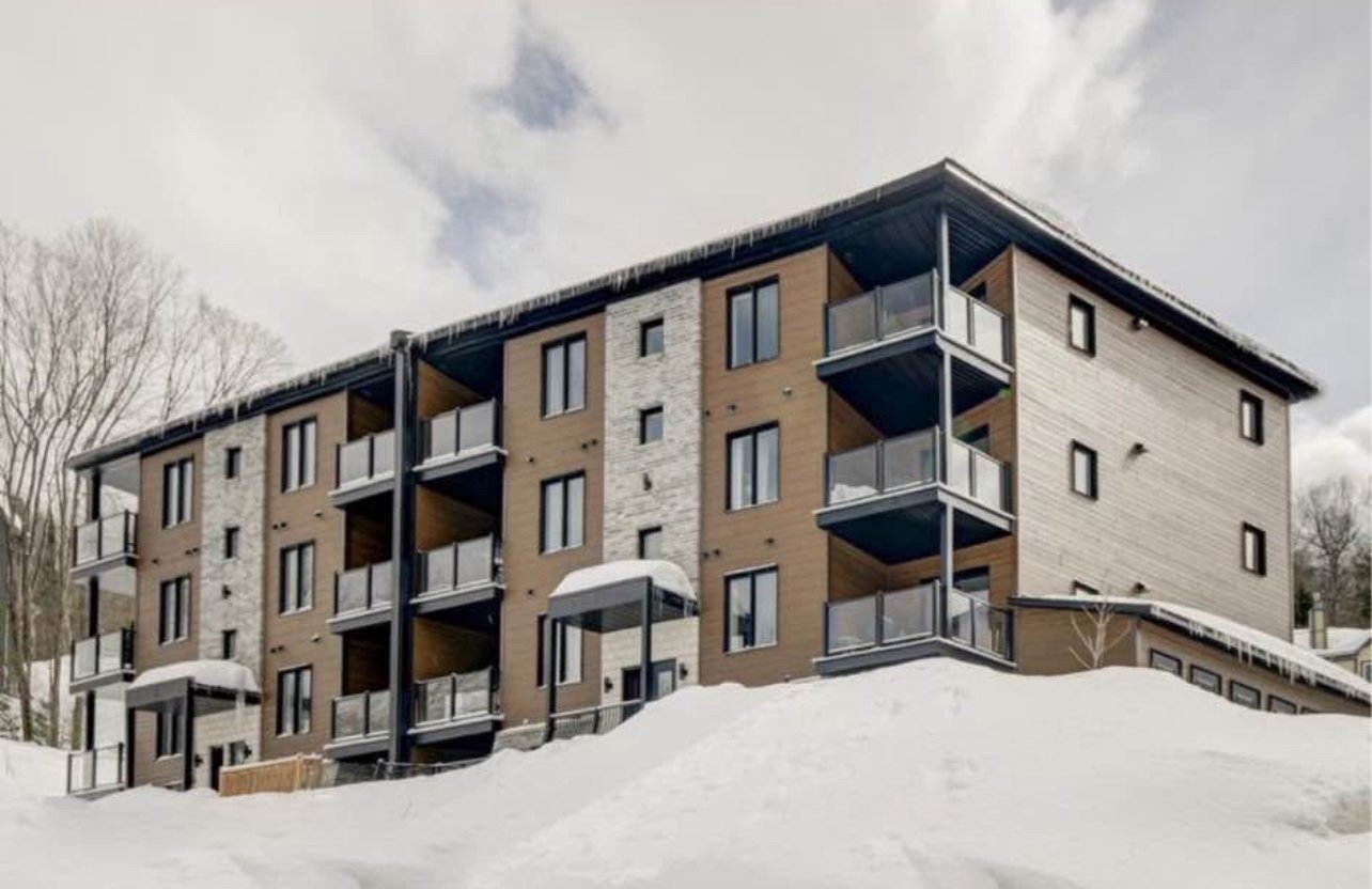 Residential Lease in Sainte-Agathe-des-Monts 3