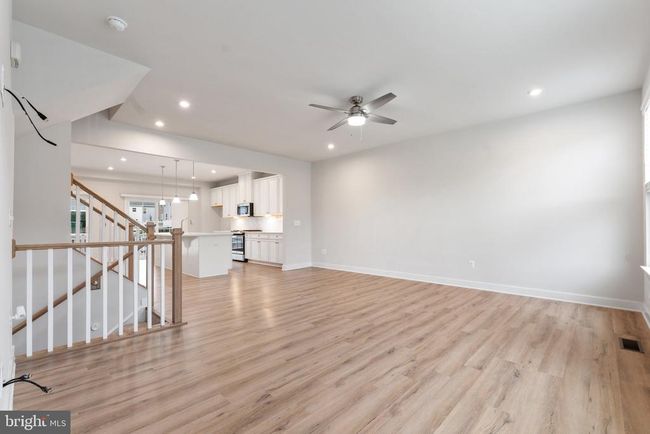 7769 Blackburn Ridge Dr, Townhouse with 4 bedrooms, 4 bathrooms and null parking in MANASSAS VA | Image 9