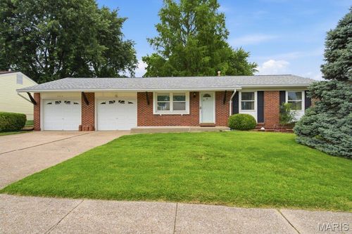 3214 Ipswich Ln, Saint Charles, MO, 63301-1053 | Card Image