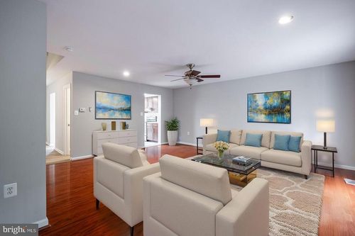 5102 Spring Branch Blvd, DUMFRIES, VA, 22025-3044 | Card Image