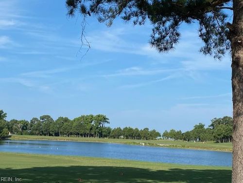 205 Muirfield Dr, Cape Charles, VA, 23310-2193 | Card Image