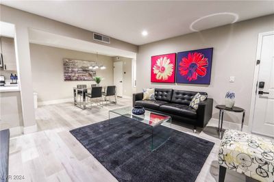 1085 - 7885 W Flamingo Road, Condo with 3 bedrooms, 2 bathrooms and null parking in Las Vegas NV | Image 1