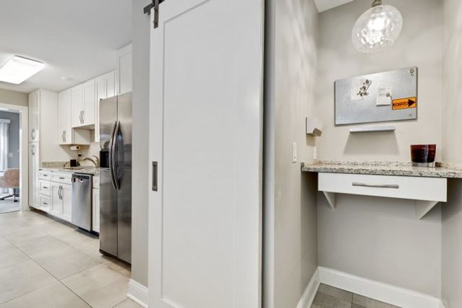 10647 Hollow Tree Rd, Home with 3 bedrooms, 4 bathrooms and null parking in Orland Park IL | Image 11
