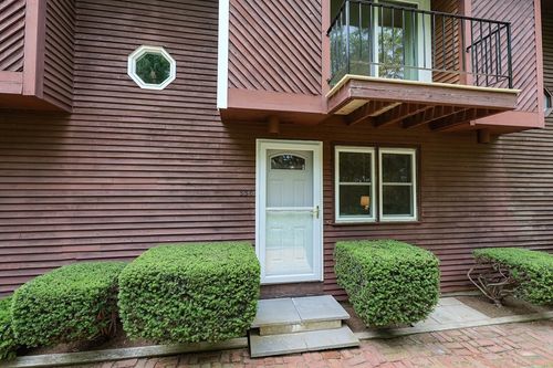 330-330 Thurston St, Wrentham, MA, 02093-1623 | Card Image