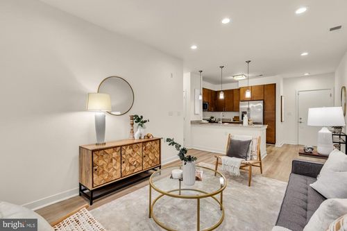 104-8005 13th St, SILVER SPRING, MD, 20910-5830 | Card Image