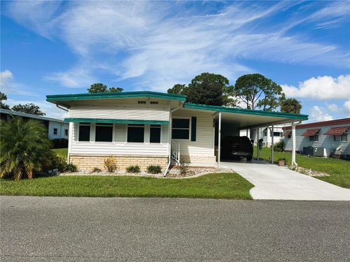 151 Hibiscus Way, LEESBURG, FL, 34748-8660 | Card Image