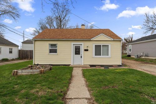 720 Orchard St, Elkhart, IN, 46516-4306 | Card Image