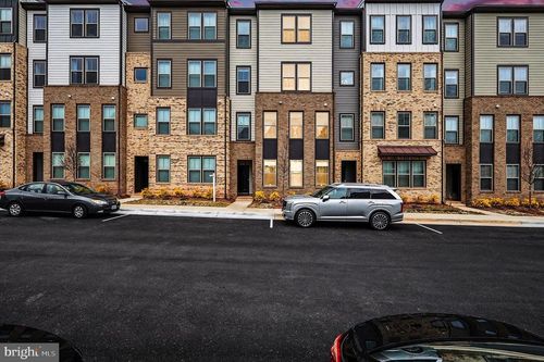 45956 Swallow Ter, STERLING, VA, 20165-5890 | Card Image