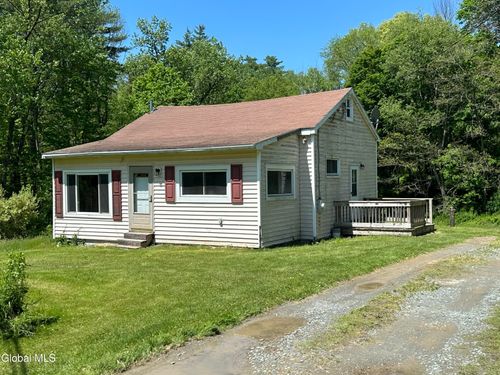32 Thompson Lane, New Lebanon, NY, 12125 | Card Image