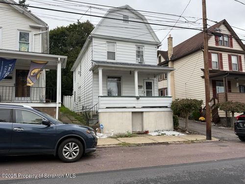 21 W Hartford St, ASHLEY, PA, 18706-2215 | Card Image