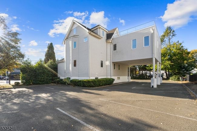 914 Clifton Ave, Home with 0 bedrooms, 3 bathrooms and null parking in Clifton NJ | Image 4