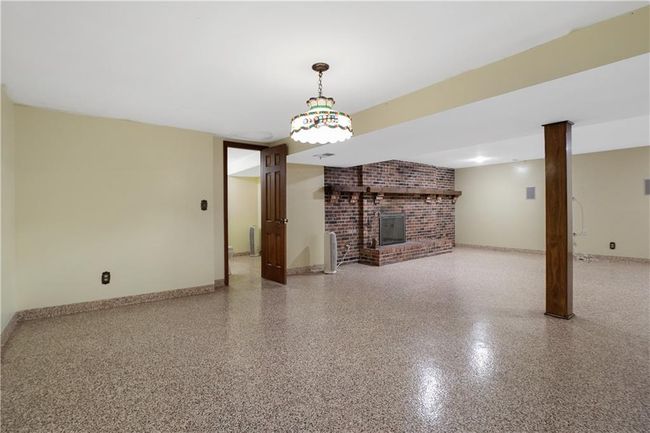 1150 Ne Colbern Rd, House other with 4 bedrooms, 5 bathrooms and null parking in Lee's Summit MO | Image 29