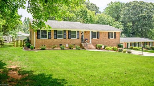 651 Heatherly Rd, Mooresville, NC, 28115-2814 | Card Image