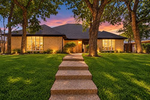 4504 Lake Park Dr, Arlington, TX, 76016-5323 | Card Image