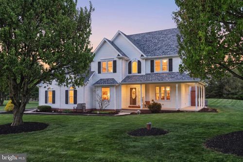 1066 Fox Run Ter, HANOVER, PA, 17331-9086 | Card Image
