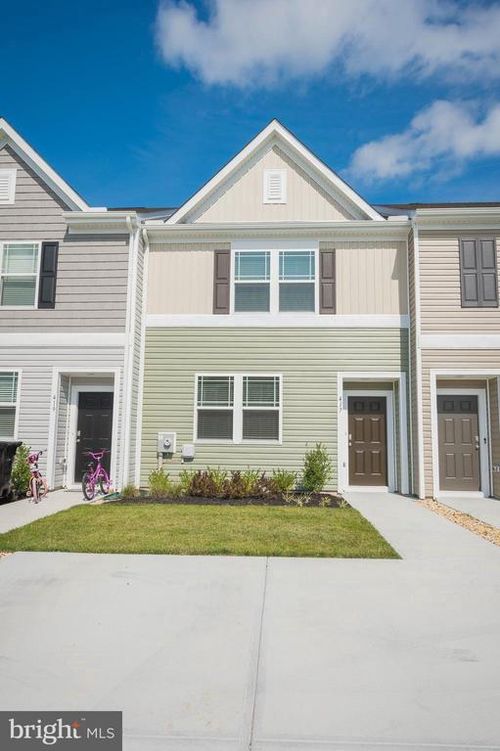 417 Creekbed Cir, SALISBURY, MD, 21804-7521 | Card Image