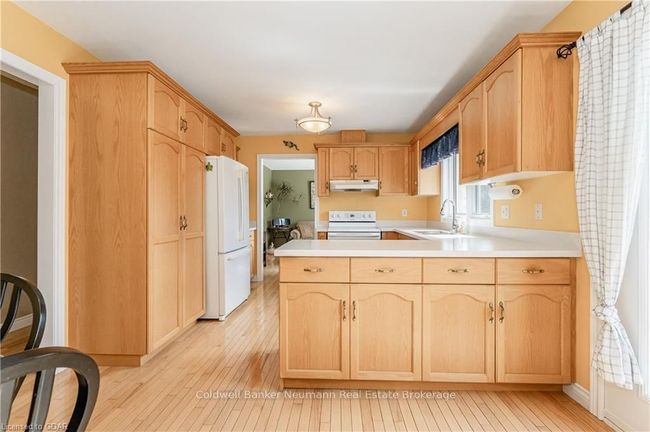 14 Currie Dr, House other with 5 bedrooms, 3 bathrooms and 6 parking in Morriston ON | Image 10