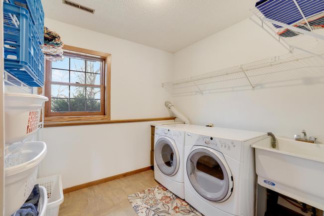 11672 Flintwood St Nw, House other with 5 bedrooms, 4 bathrooms and null parking in Coon Rapids MN | Image 32
