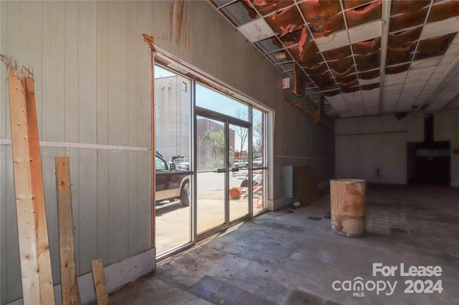 entrance | Image 6