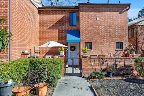 2279 Pernoshal Ct, Dunwoody, GA, 30338-6426 | Card Image