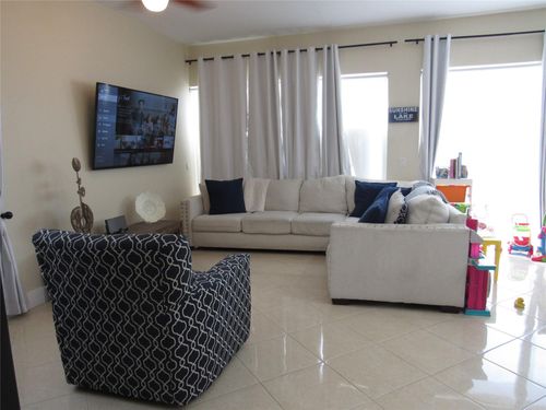 11963 Glenmore Dr, Coral Springs, FL, 33071-7806 | Card Image