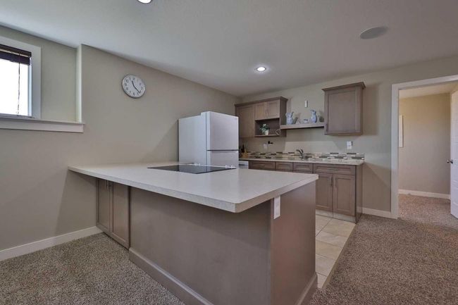 541 Aquitania Blvd W, House other with 6 bedrooms, 4 bathrooms and 4 parking in Lethbridge AB | Image 38