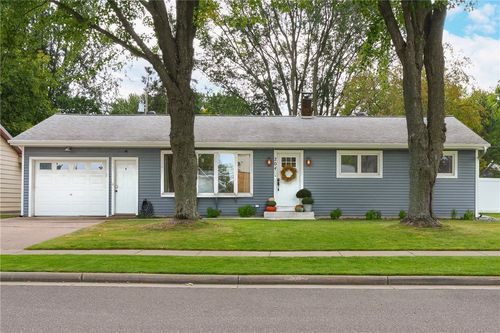 204 E Rusch St, Thorp, WI, 54771-9219 | Card Image