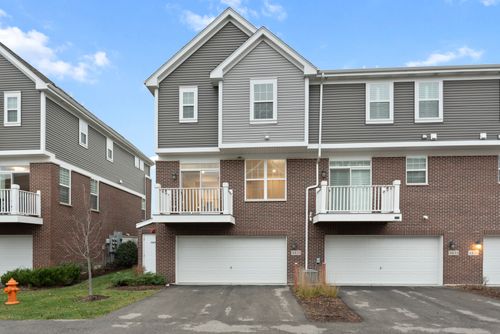 4431 Monroe Ct, Naperville, IL, 60564-1218 | Card Image