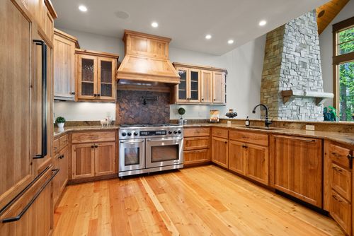 b-1034 Mountain Park Dr, Whitefish, MT, 59937-3183 | Card Image