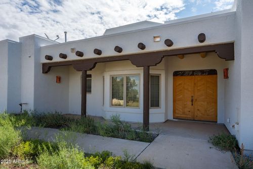 35575 W Pale Moon Rd, Seligman, AZ, 86337 | Card Image