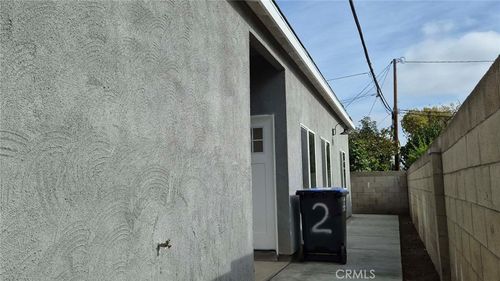 2217 W Camden Pl, Santa Ana, CA, 92704-4619 | Card Image